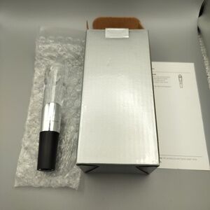 Wine Aerator Pourer and Decanting Spout Drip Free Pouring NEW Silver